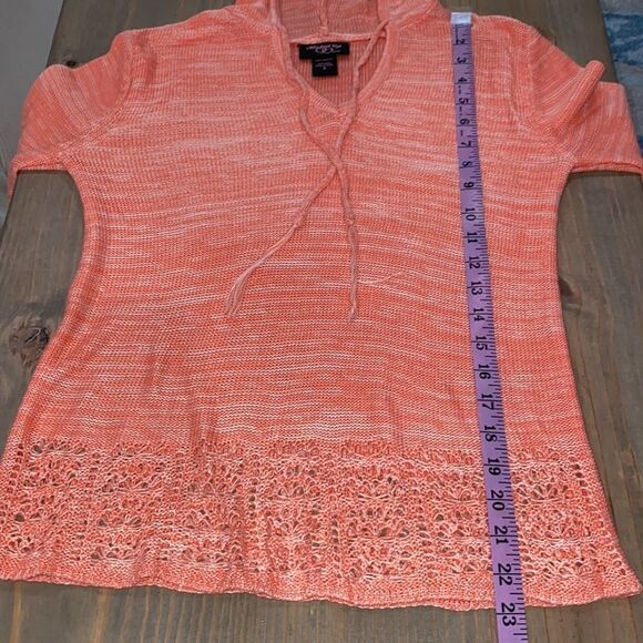 Hooked Up by lOT Peach Mal Open Knit V-Neck Hooded Sweater Size Small - Picture 12 of 13